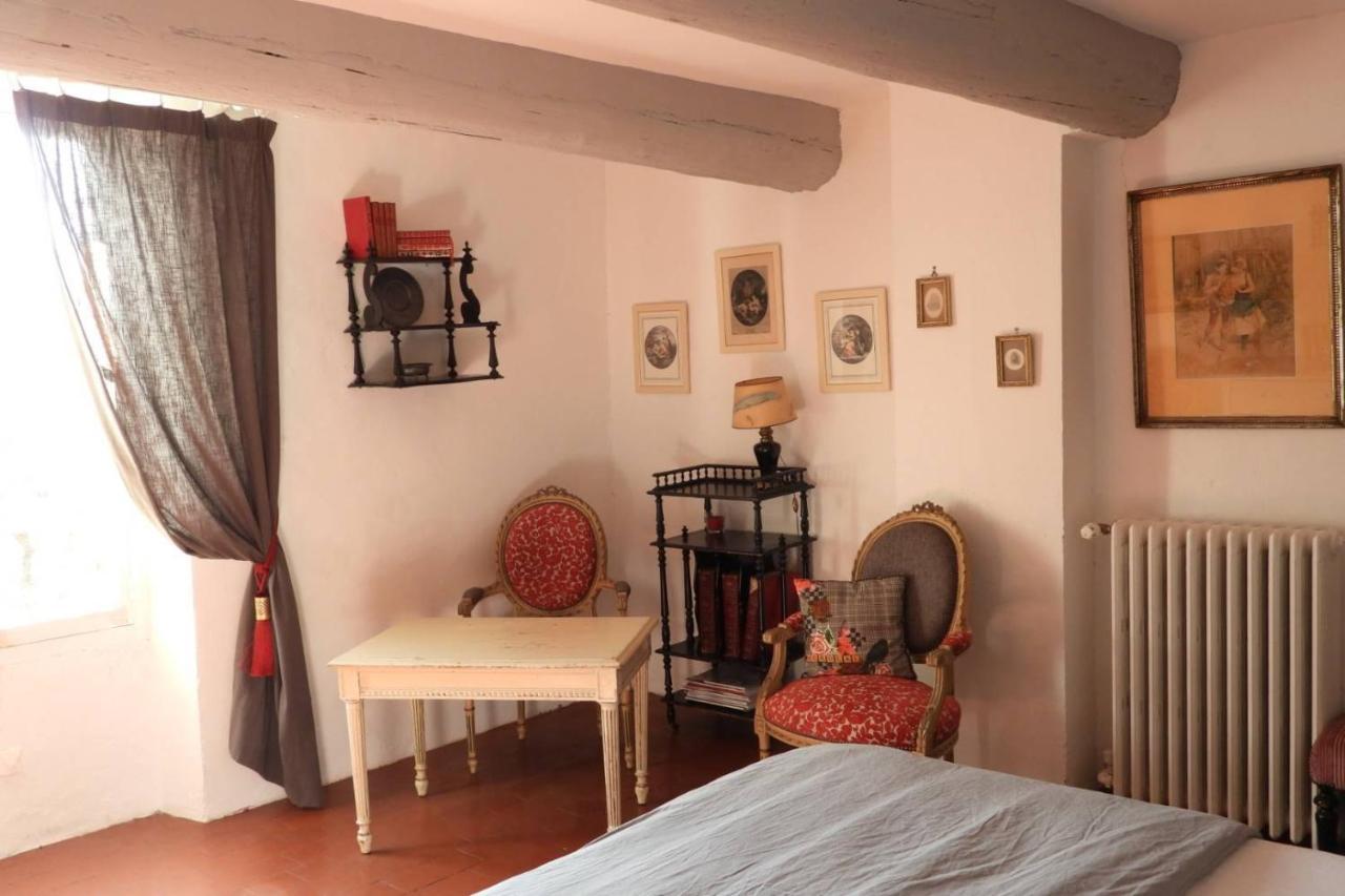 La Nesquière Chambres d'Hôtes Pernes-les-Fontaines Exterior foto