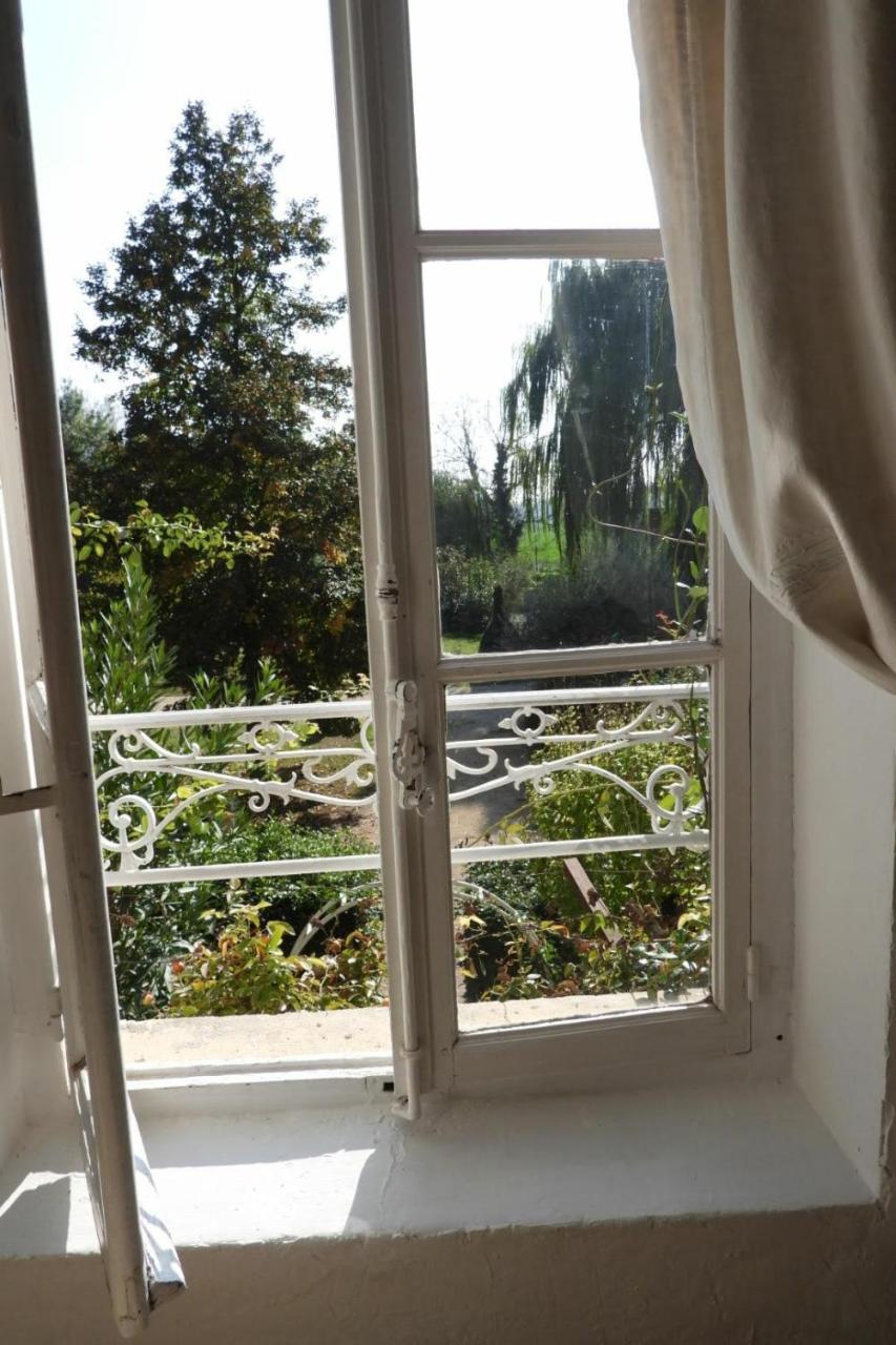 La Nesquière Chambres d'Hôtes Pernes-les-Fontaines Exterior foto